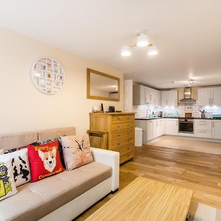 Fantastic Central Brixton Flat For Up To 6 Guests Apartment London Bagian luar foto