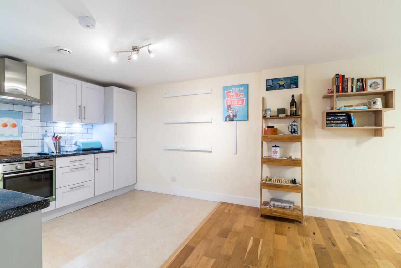 Fantastic Central Brixton Flat For Up To 6 Guests Apartment London Bagian luar foto